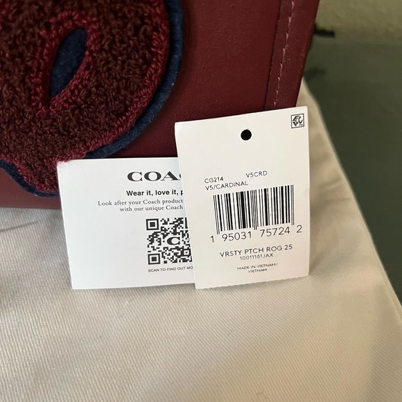 NWT Coach Varsity Rogue 25 - Picture 4 of 12